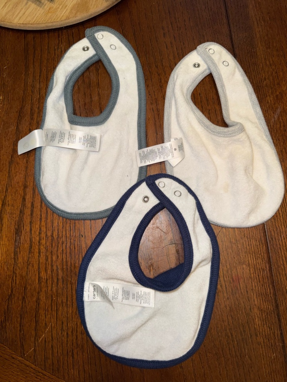 Carters | Bibs - Picture 5 of 6